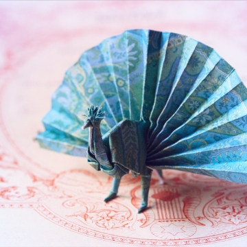 emperor, blue origami peacock, designed by Akira Yoshizawa